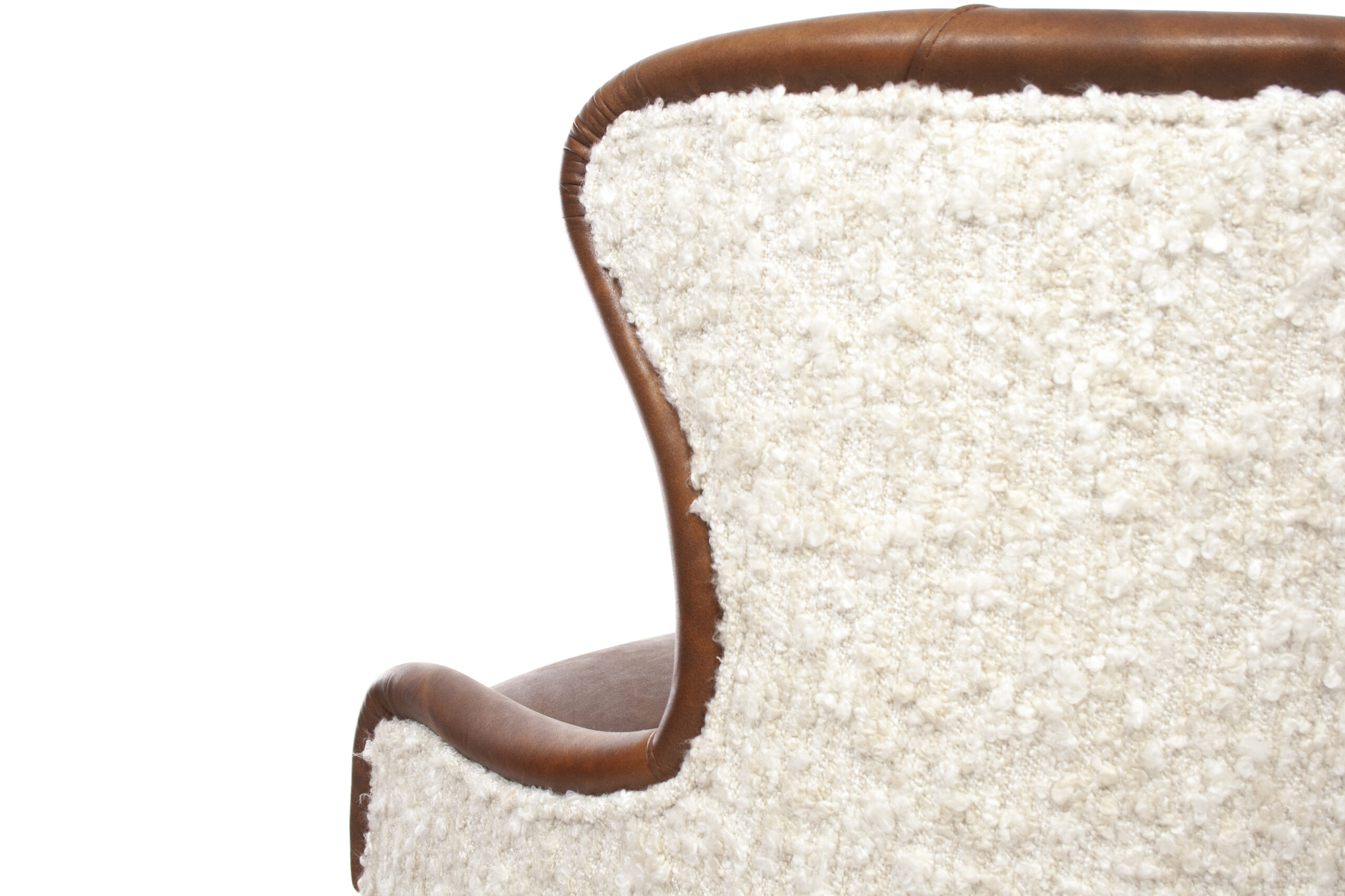 C23-113.4 – Expo BCN – Gom arm Uph. Foot Contemporain (7)