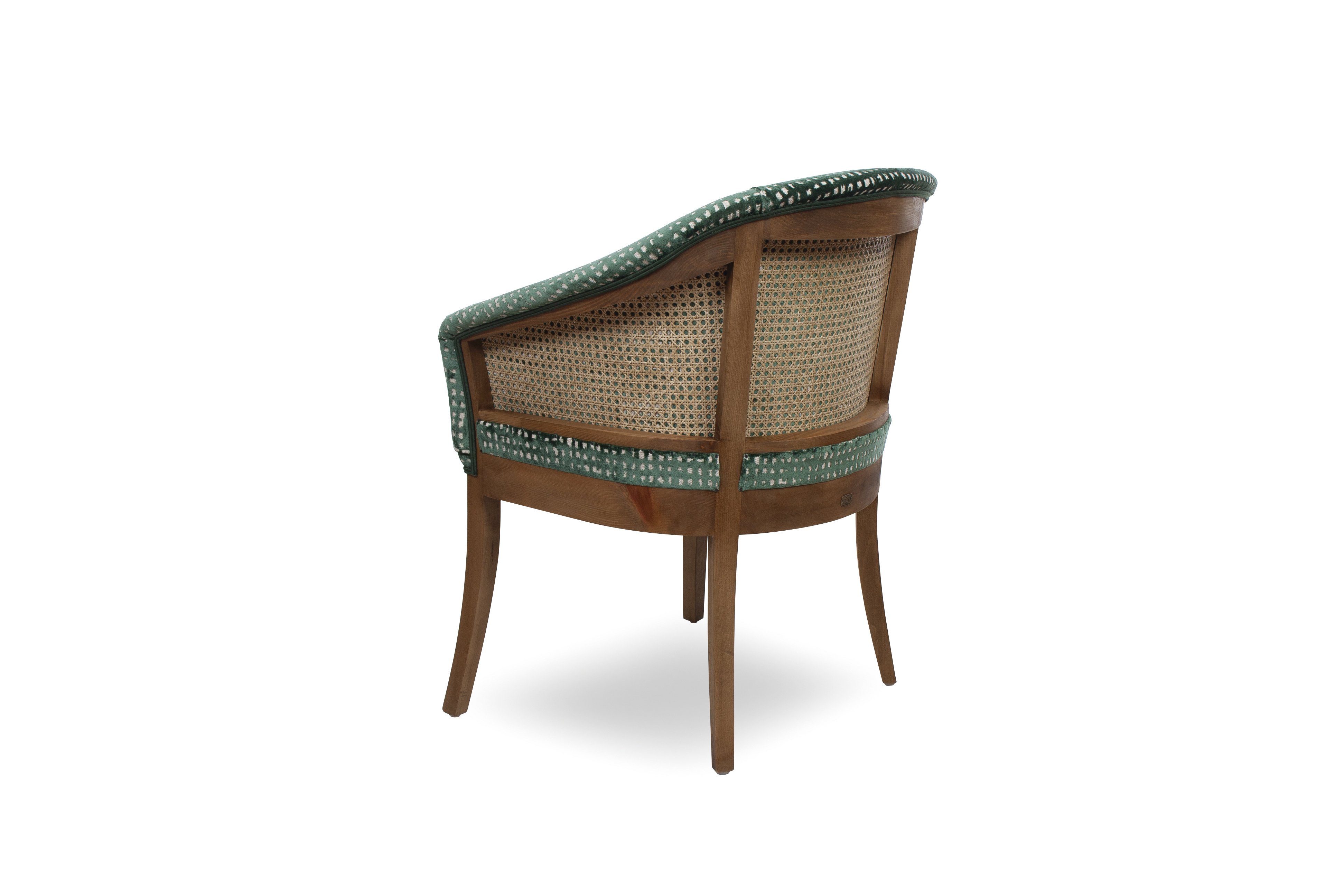 C22-397.3 – Dor Essence (4)