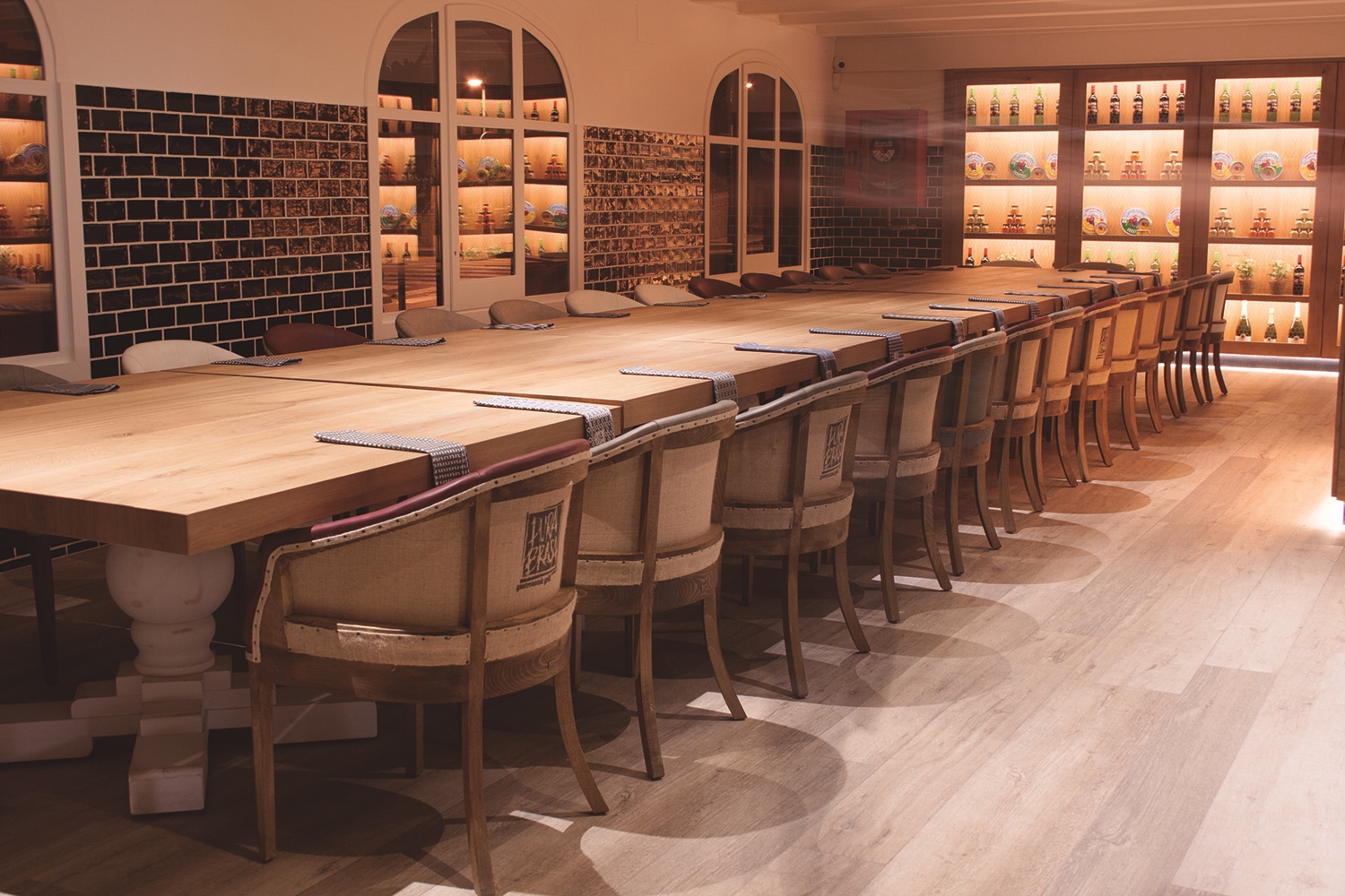 Girona Chair 6 – Crearte Collections