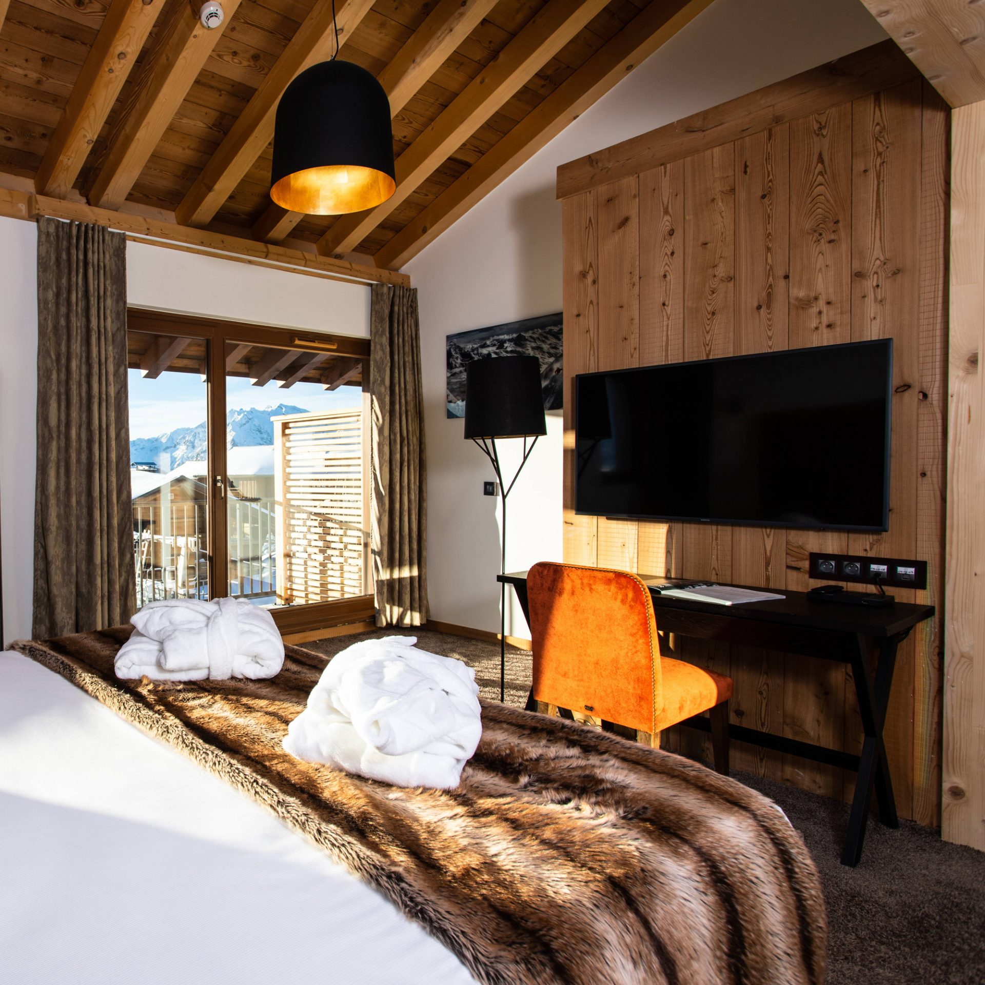 Mauro Chair 5 – Crearte Collections