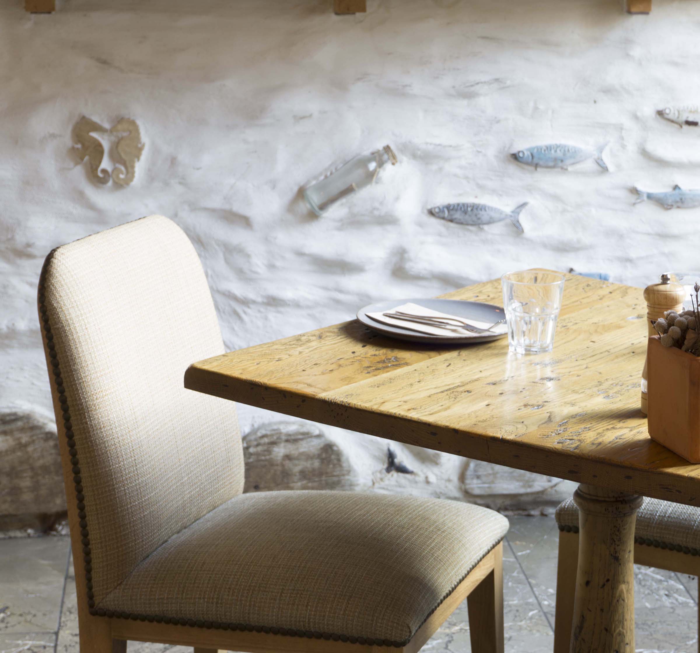 Dilo Restaurant – Crearte Collections 02