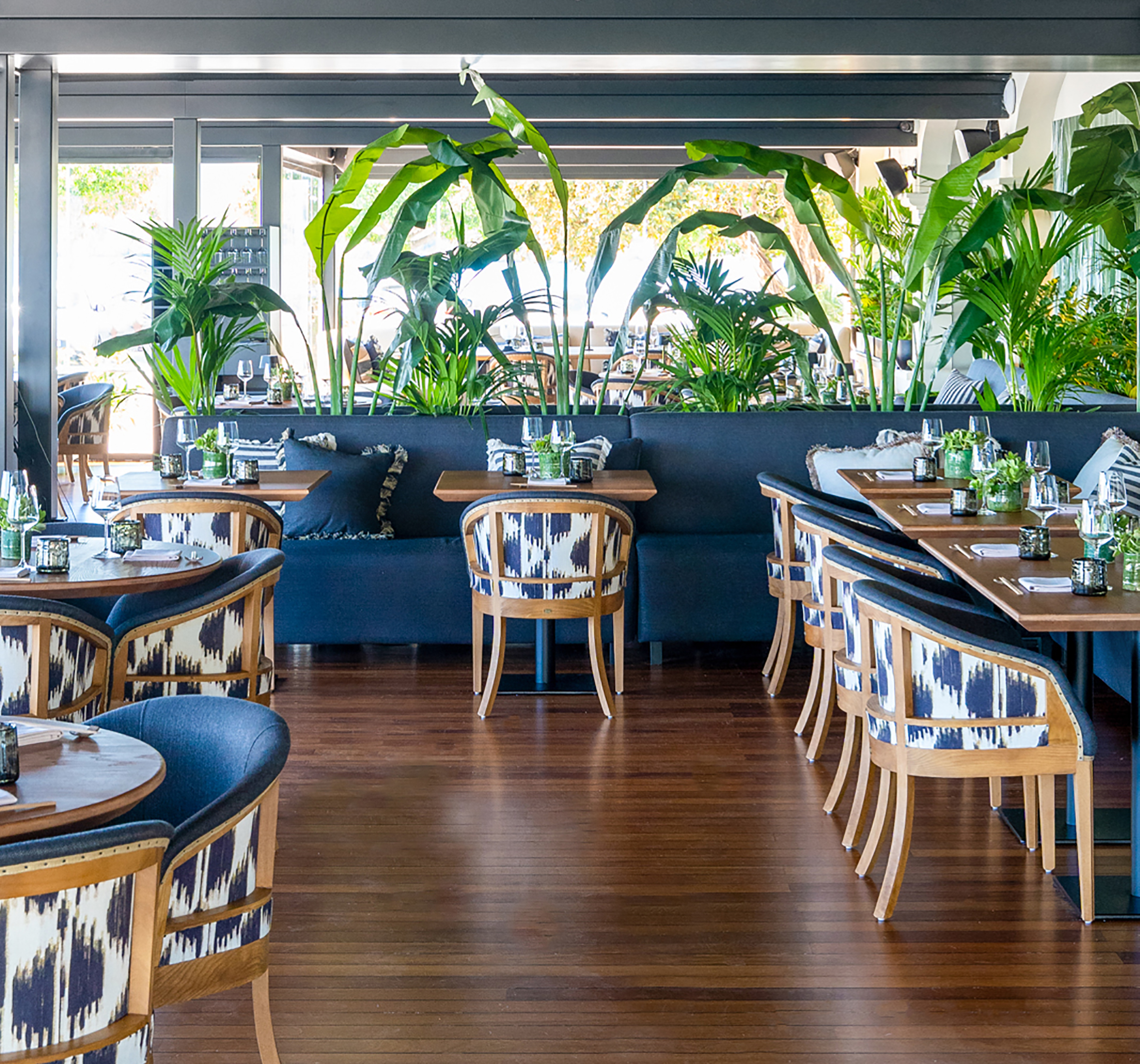 Yara Restaurant – Crearte Collections 02